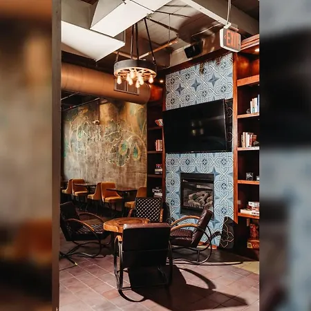 Brooklyn Style Studio Loft Minutes From Firstenergy Stadium 210